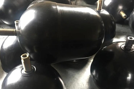 囊式蓄能器壓力嚴重降低？泄漏是主要原因！